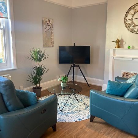 Stylish Flat In Yeovil Somerset Экстерьер фото
